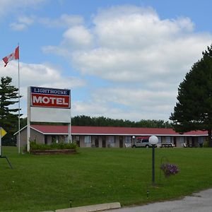 Lighthouse Motel